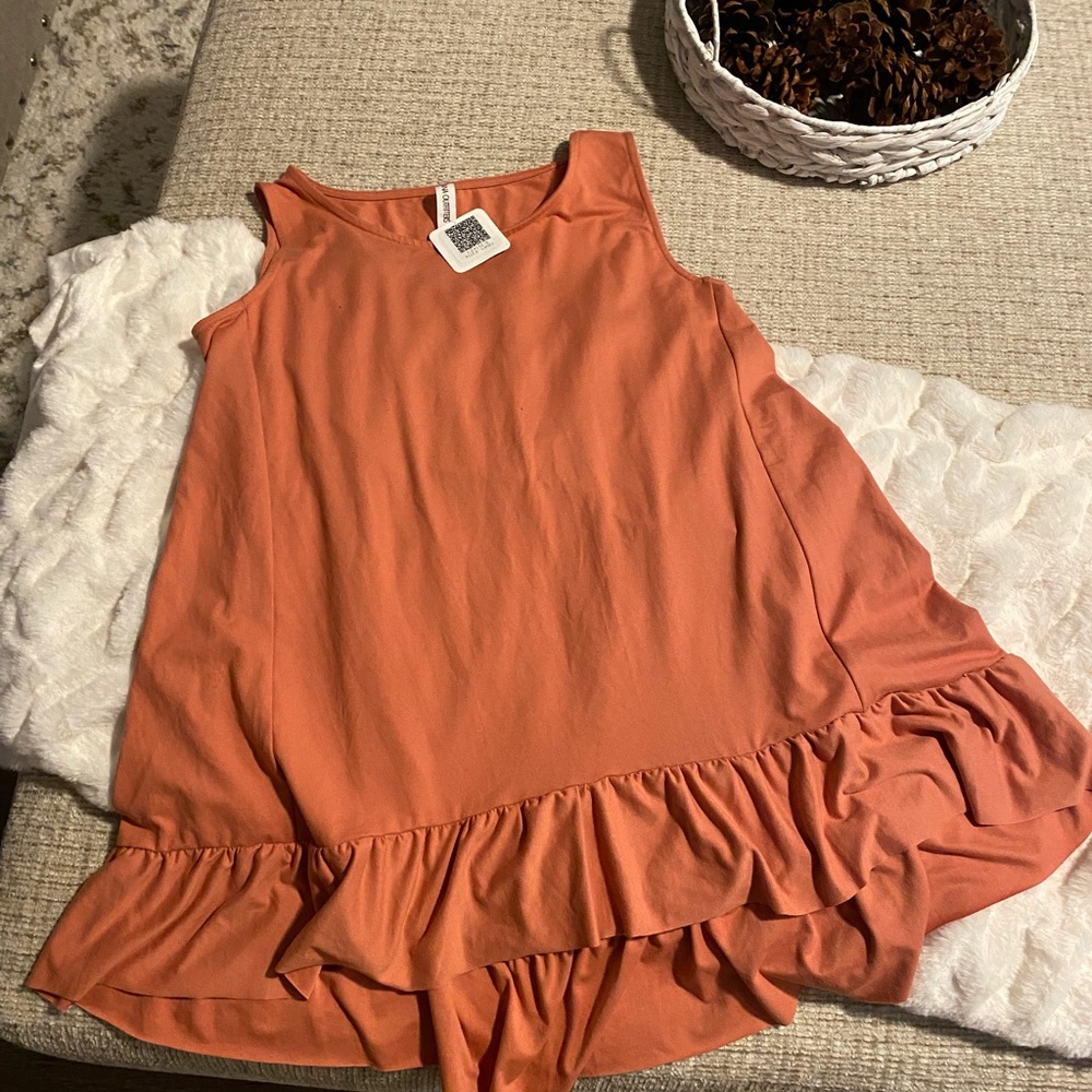 NWT Ladies Top Sleeveless Small